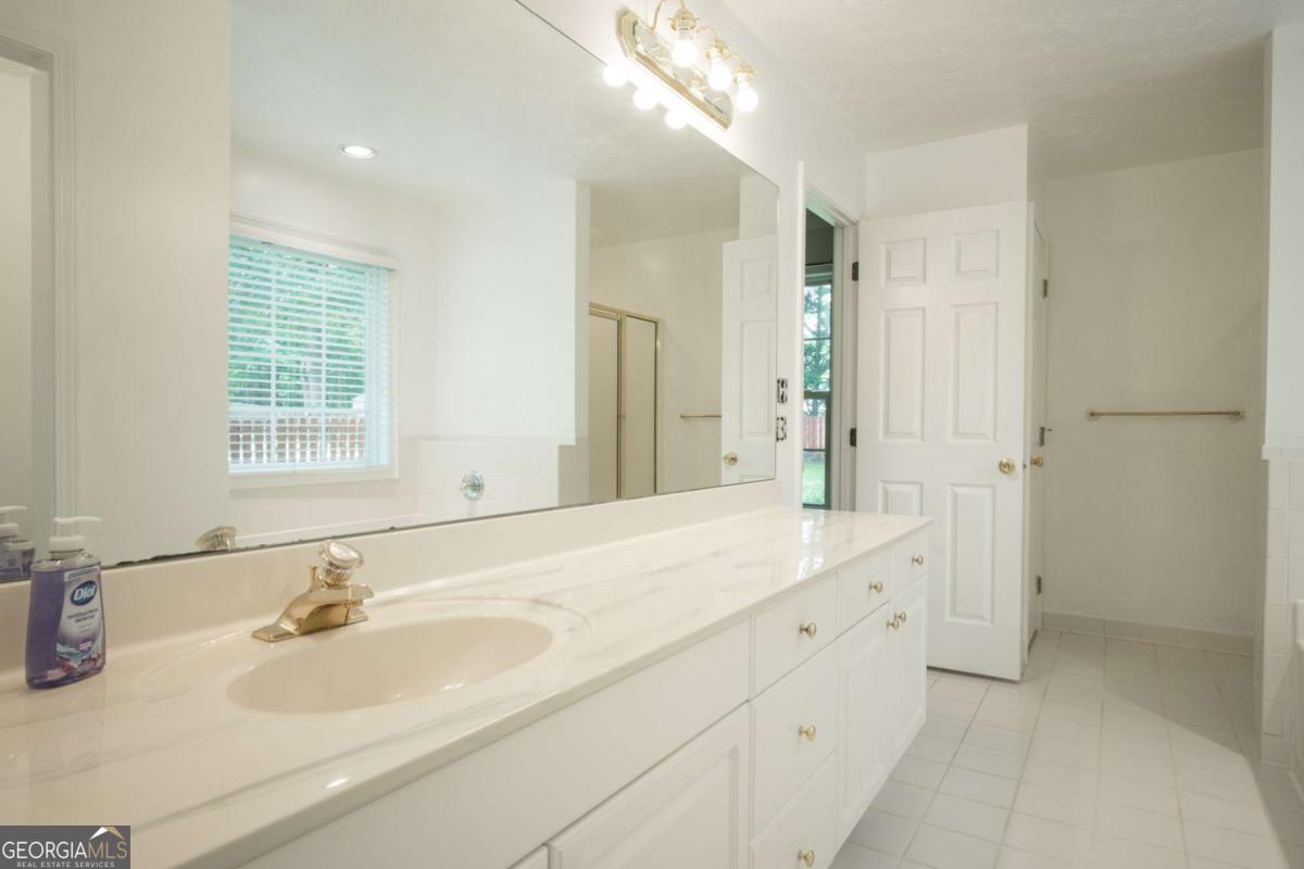 2021 Windfield Drive Monroe, GA 30655 - Photo 22 of 44