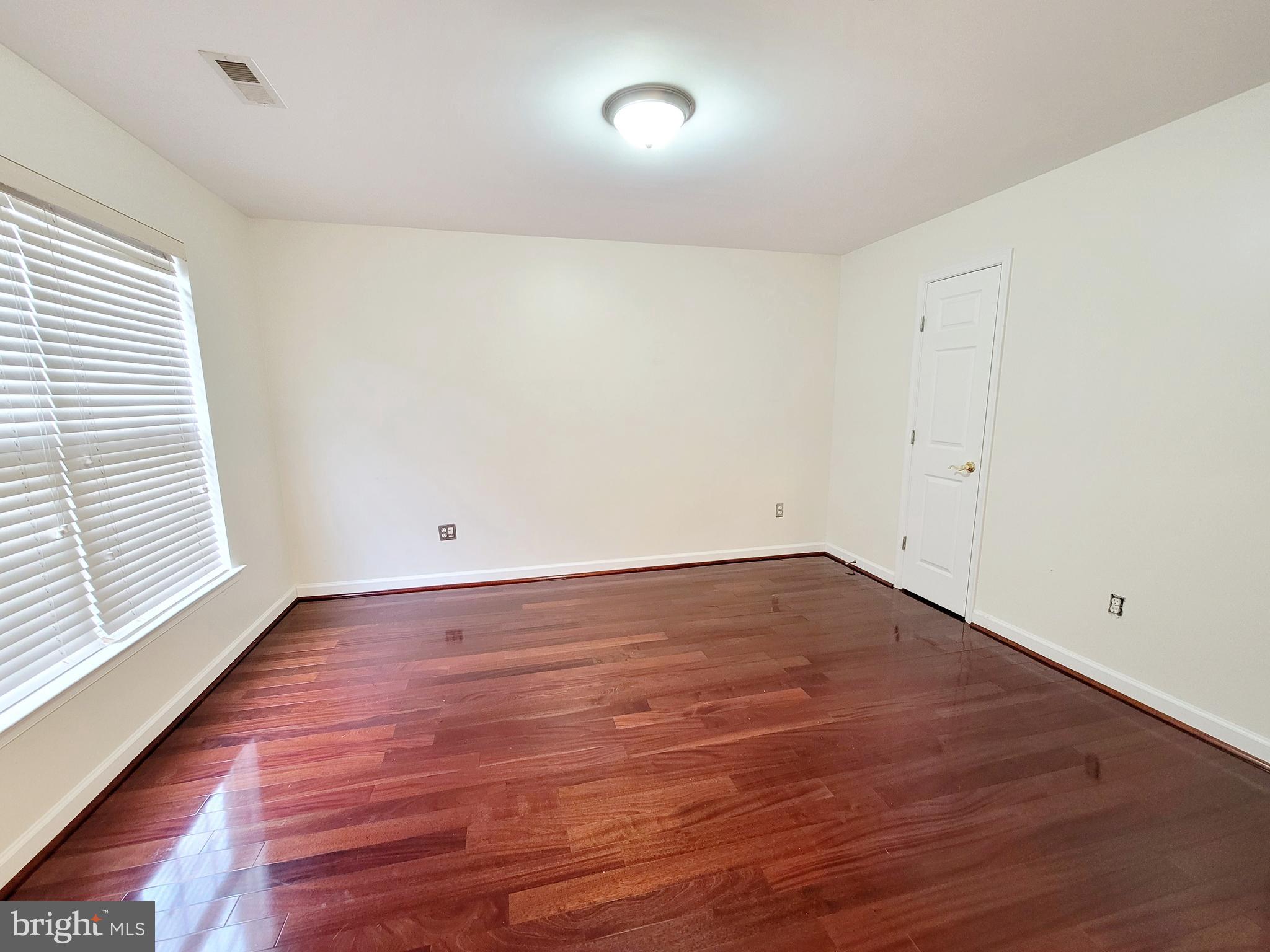 8809 Lew Wallace Road Frederick, MD 21704 - Photo 3 of 25