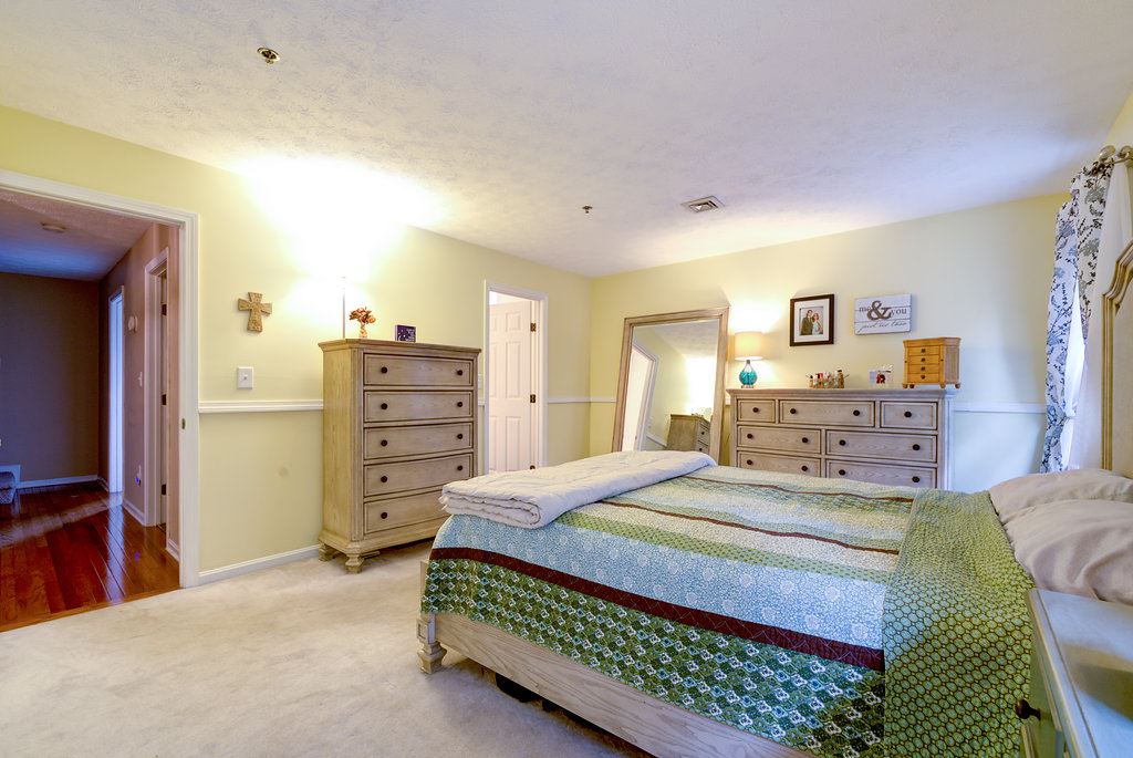 7 Shoal Creek Road Hudson, NH 03051 - Photo 17 of 33 Gallery Image 17