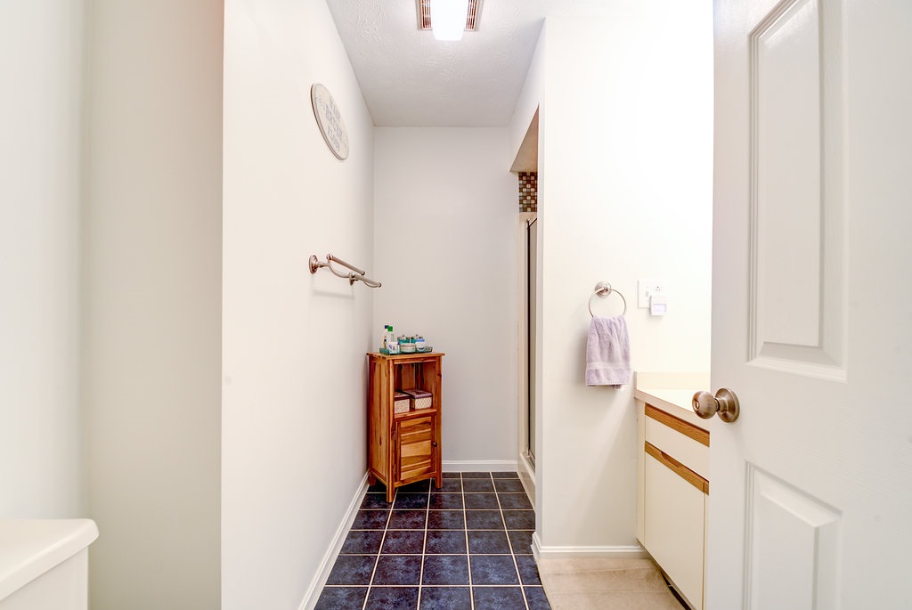 7 Shoal Creek Road Hudson, NH 03051 - Photo 20 of 33 Gallery Image 20