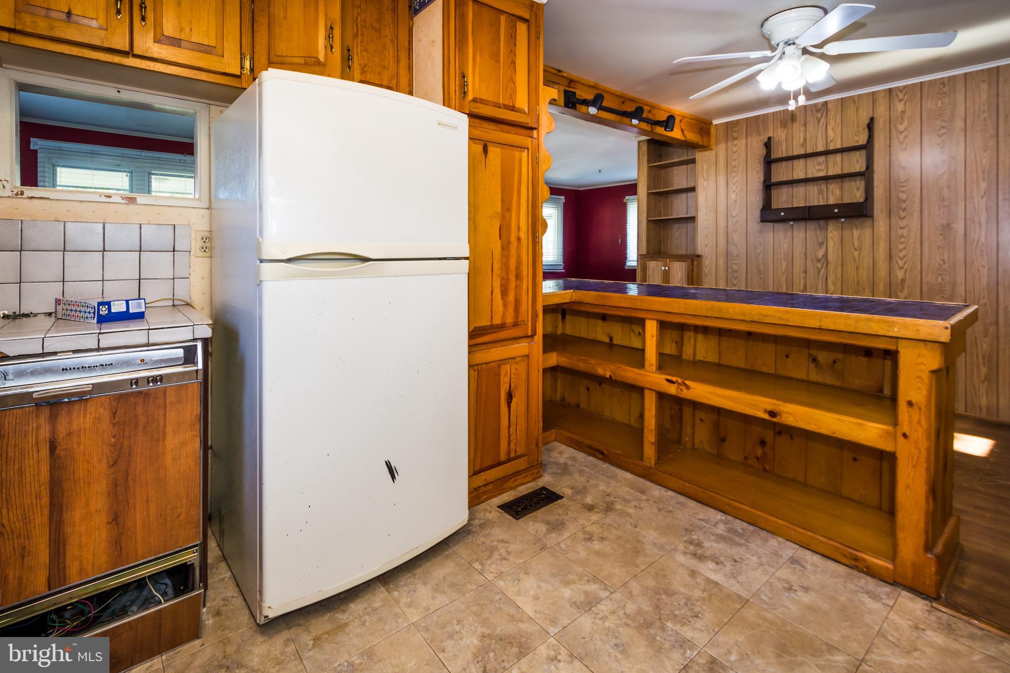15 Compass Road Middle River, MD 21220 - Photo 13 of 40 Kitchen