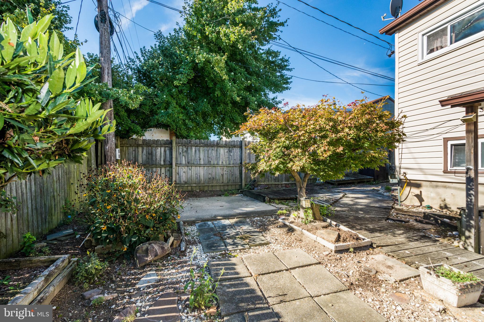 15 Compass Road Middle River, MD 21220 - Photo 40 of 40 Side Yard