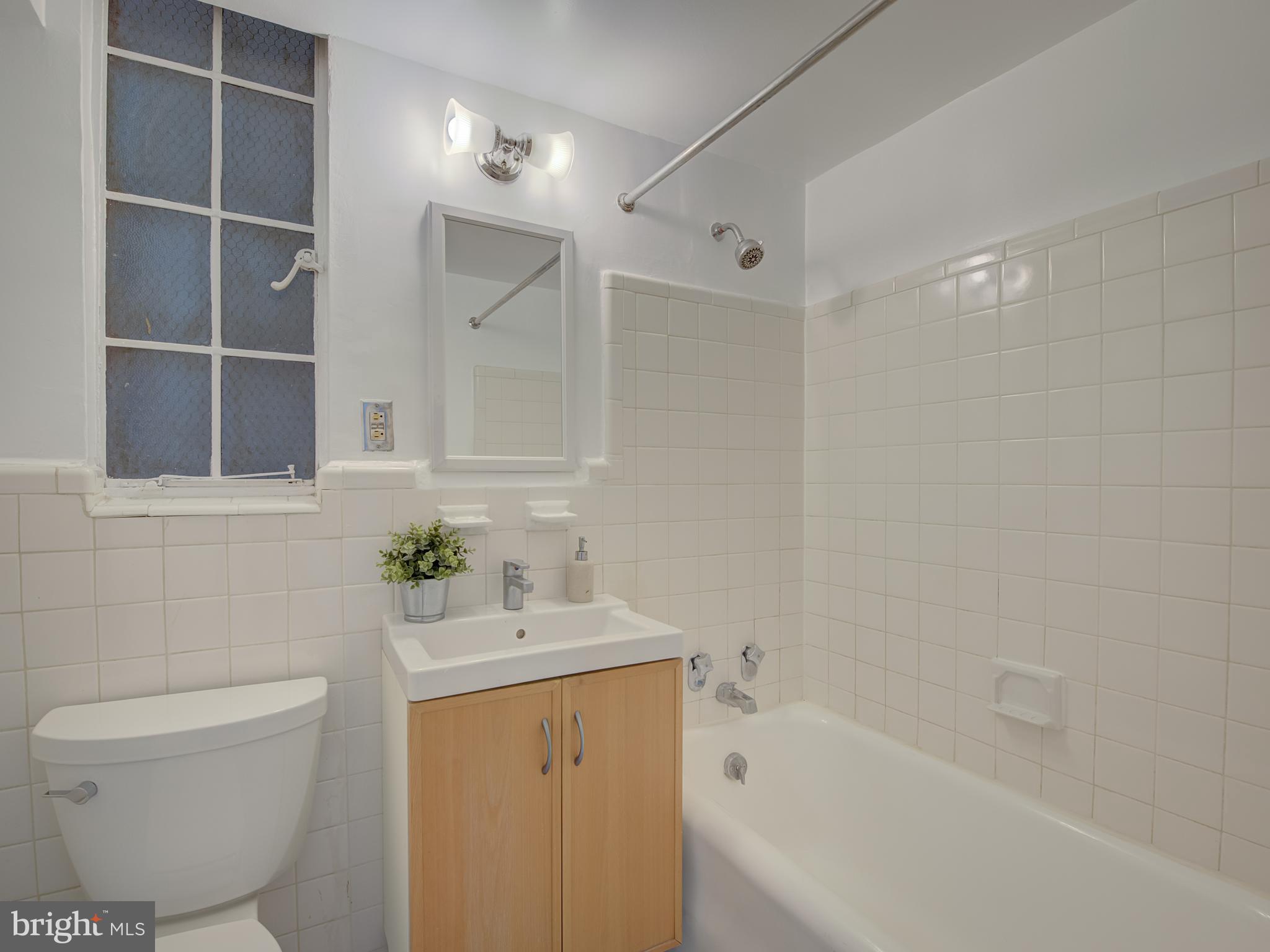 2040 Belmont Road Northwest, Unit 425 Washington, DC 20009 - Photo 25 of 34 Gallery Image 25