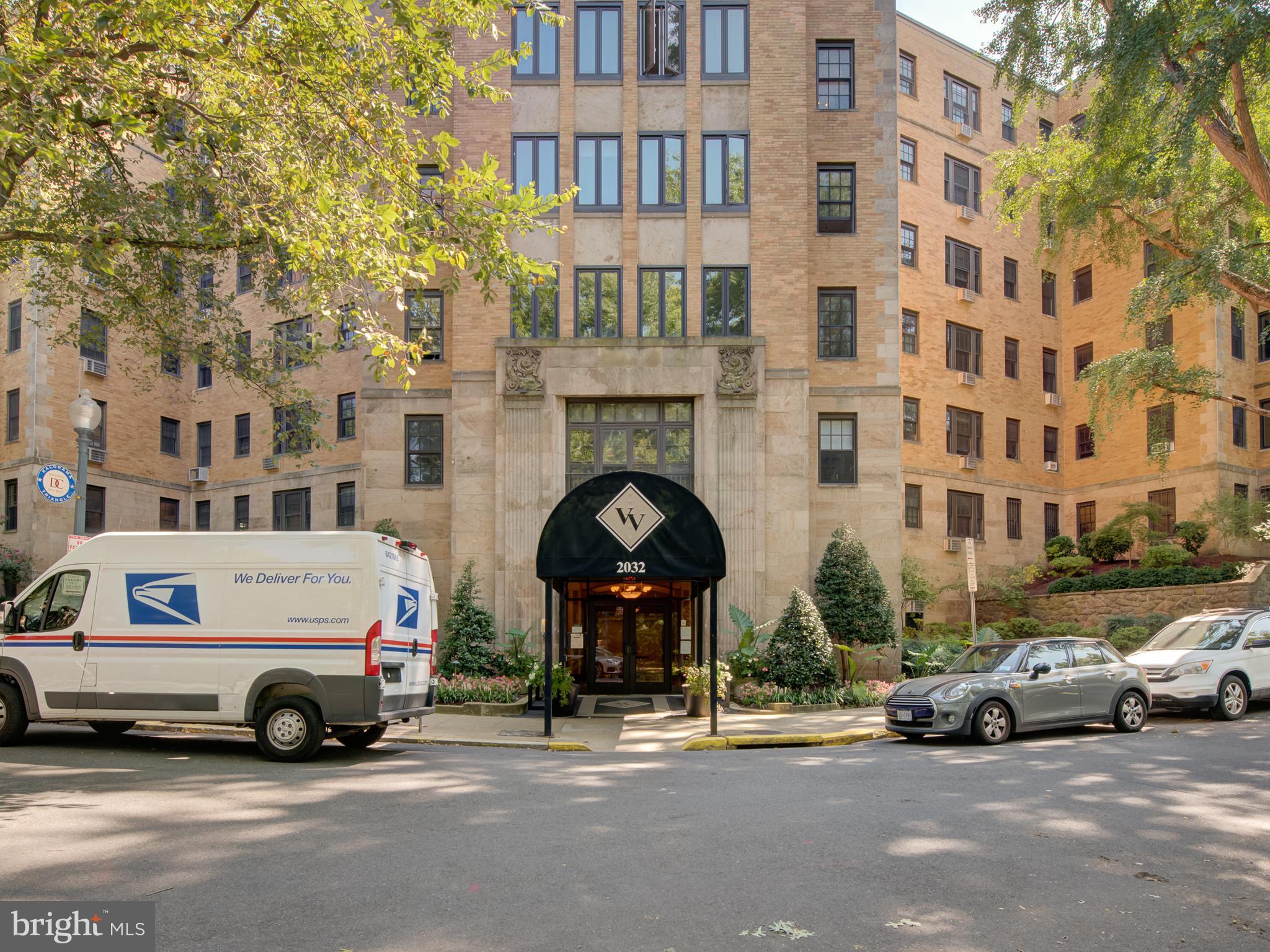 2040 Belmont Road Northwest, Unit 425 Washington, DC 20009 - Photo 3 of 34 Gallery Image 3