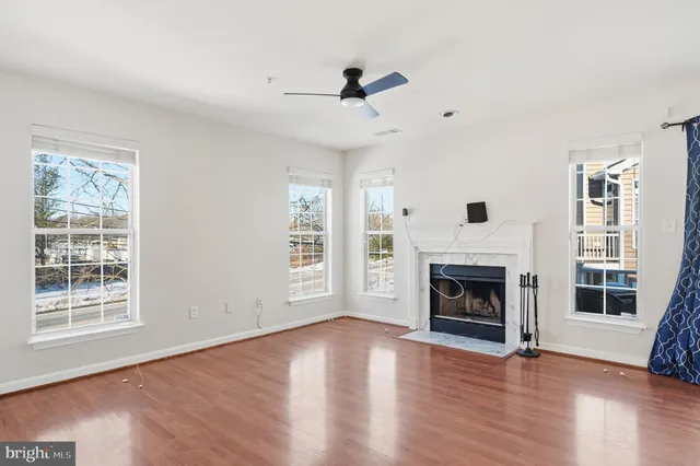 $330,000 | 13825 King Frederick Way, Unit 707, Upper Marlboro, MD 20772