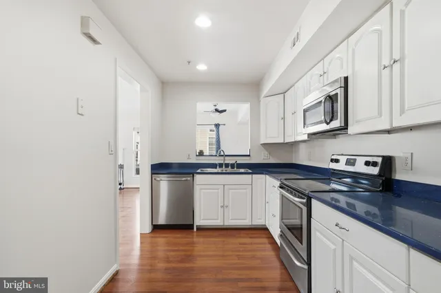 $330,000 | 13825 King Frederick Way, Unit 707, Upper Marlboro, MD 20772