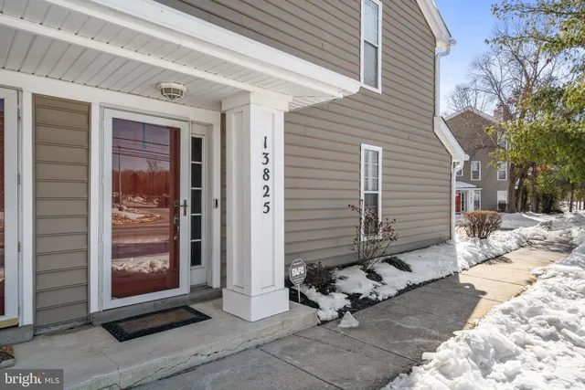 $330,000 | 13825 King Frederick Way, Unit 707, Upper Marlboro, MD 20772