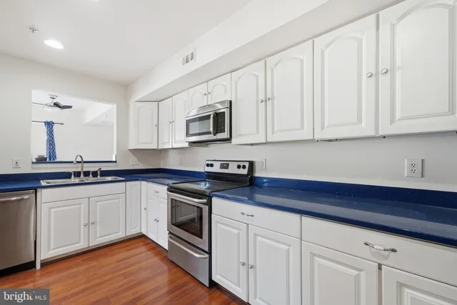 $330,000 | 13825 King Frederick Way, Unit 707, Upper Marlboro, MD 20772