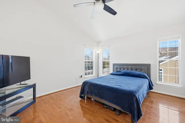 $330,000 | 13825 King Frederick Way, Unit 707, Upper Marlboro, MD 20772