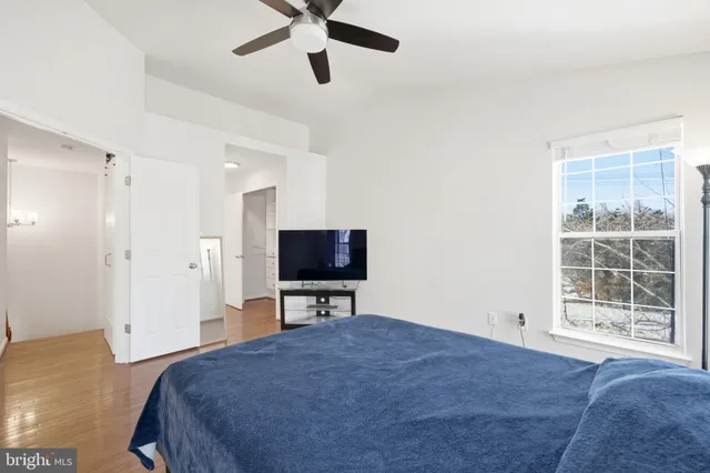 $330,000 | 13825 King Frederick Way, Unit 707, Upper Marlboro, MD 20772