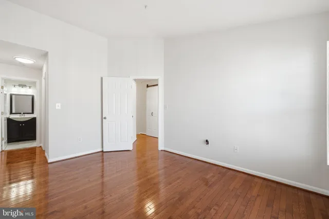 $330,000 | 13825 King Frederick Way, Unit 707, Upper Marlboro, MD 20772