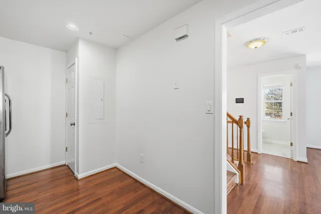 $330,000 | 13825 King Frederick Way, Unit 707, Upper Marlboro, MD 20772