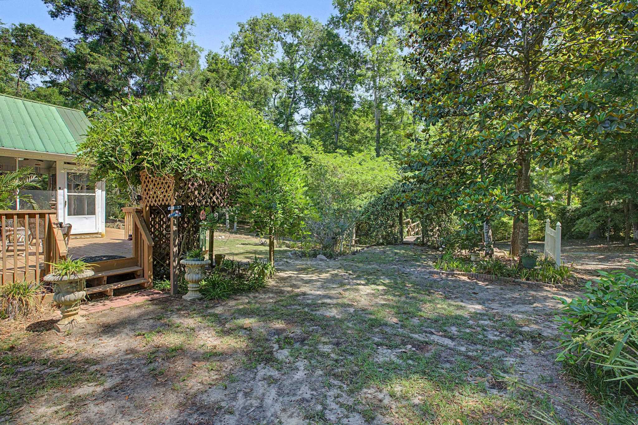2865 Parramore Shores Road Tallahassee, FL 32310 - Photo 43 of 68