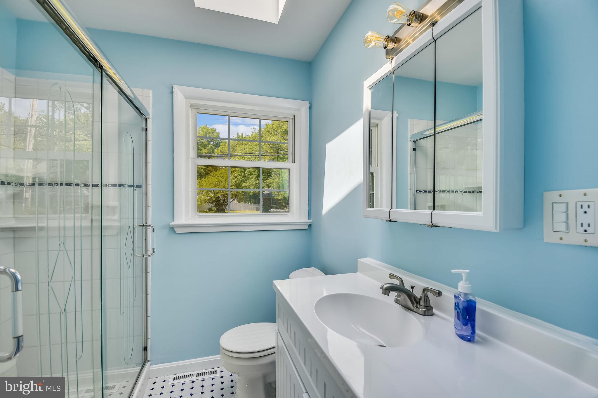 1031 Turkey Point Road Edgewater, MD 21037 - Photo 23 of 69 Renovated main level bath