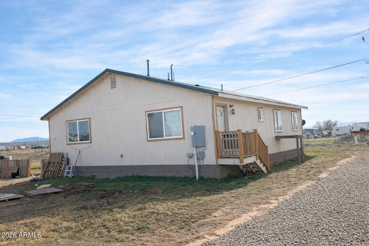 149 West Baja Road Paulden, AZ 86334 - Photo 2 of 2 Front