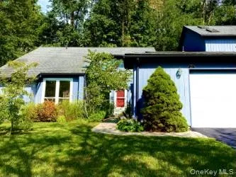 $3,500 | 21 North Loop, Rhinebeck, NY 12572
