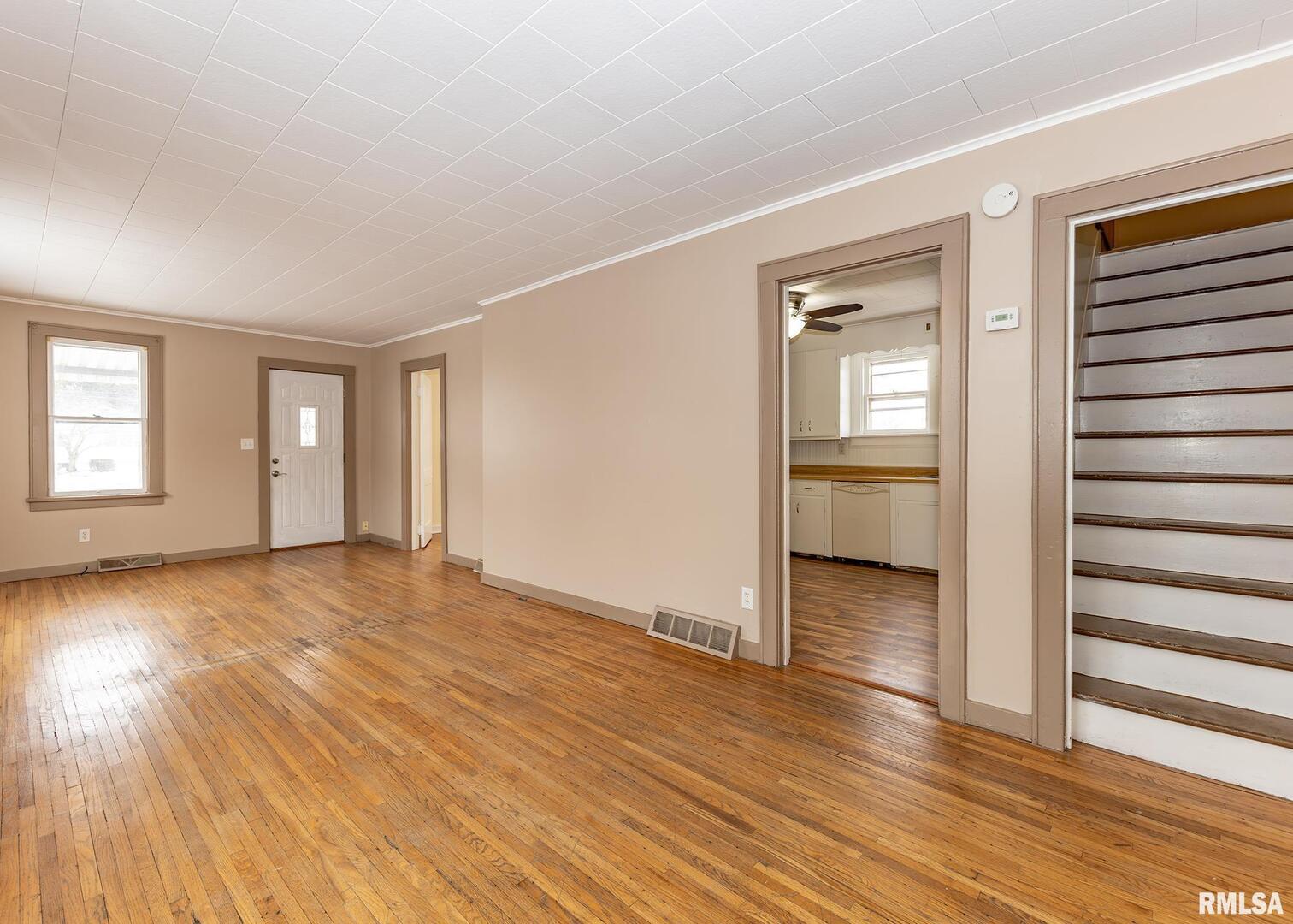 436 Hollis Street Kewanee, IL 61443 - Photo 5 of 27