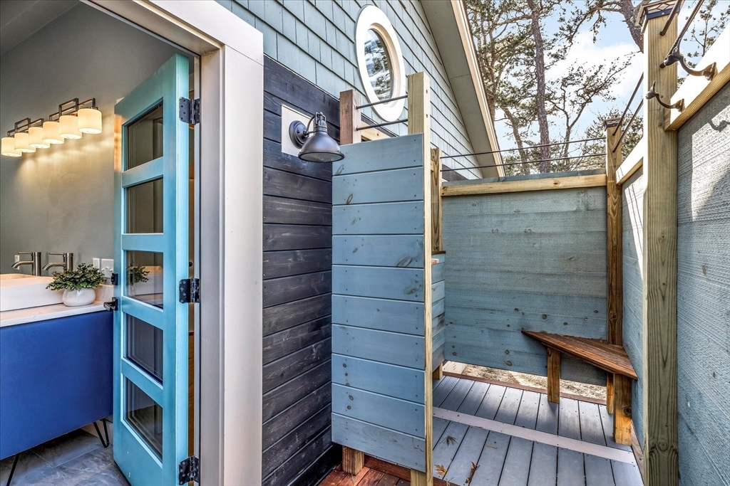 55 Howes Road Wellfleet, MA 02667 - Photo 25 of 33 a view of balcony and patio