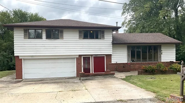 $259,000 | 24 Alta Street, Glen Carbon, IL 62034