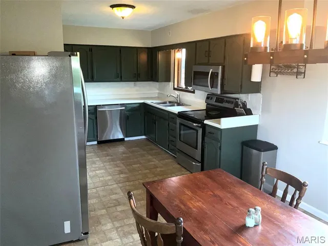 $259,000 | 24 Alta Street, Glen Carbon, IL 62034