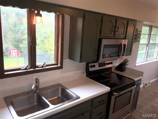 $259,000 | 24 Alta Street, Glen Carbon, IL 62034