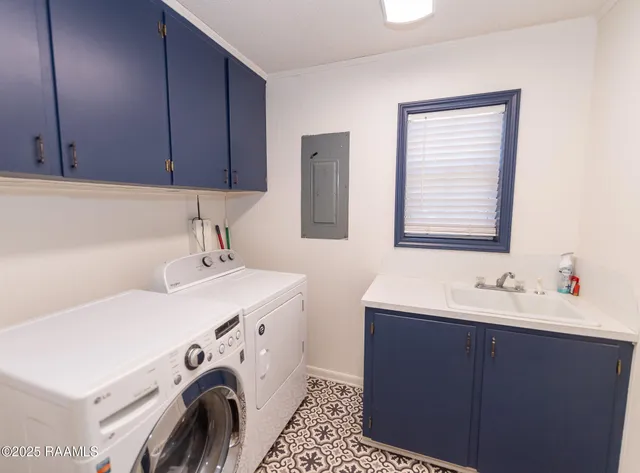 $245,000 | 320 North Morein Street, Ville Platte, LA 70586