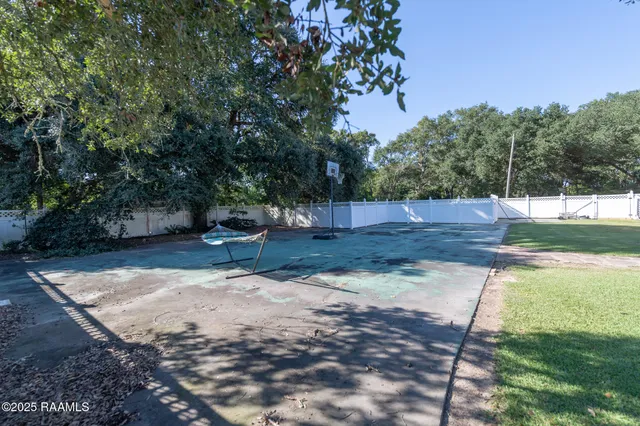 $245,000 | 320 North Morein Street, Ville Platte, LA 70586