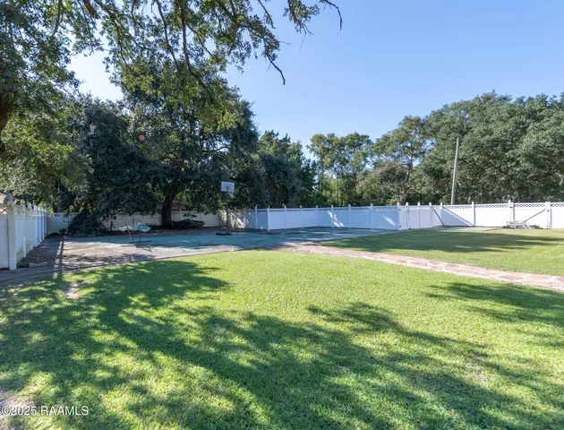 $245,000 | 320 North Morein Street, Ville Platte, LA 70586