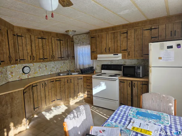 $57,000 | 15 Tunnel Hill Court, Lisbon, CT 06351