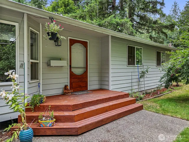 $835,000 | 26918 262nd Avenue Southeast, Ravensdale, WA 98051