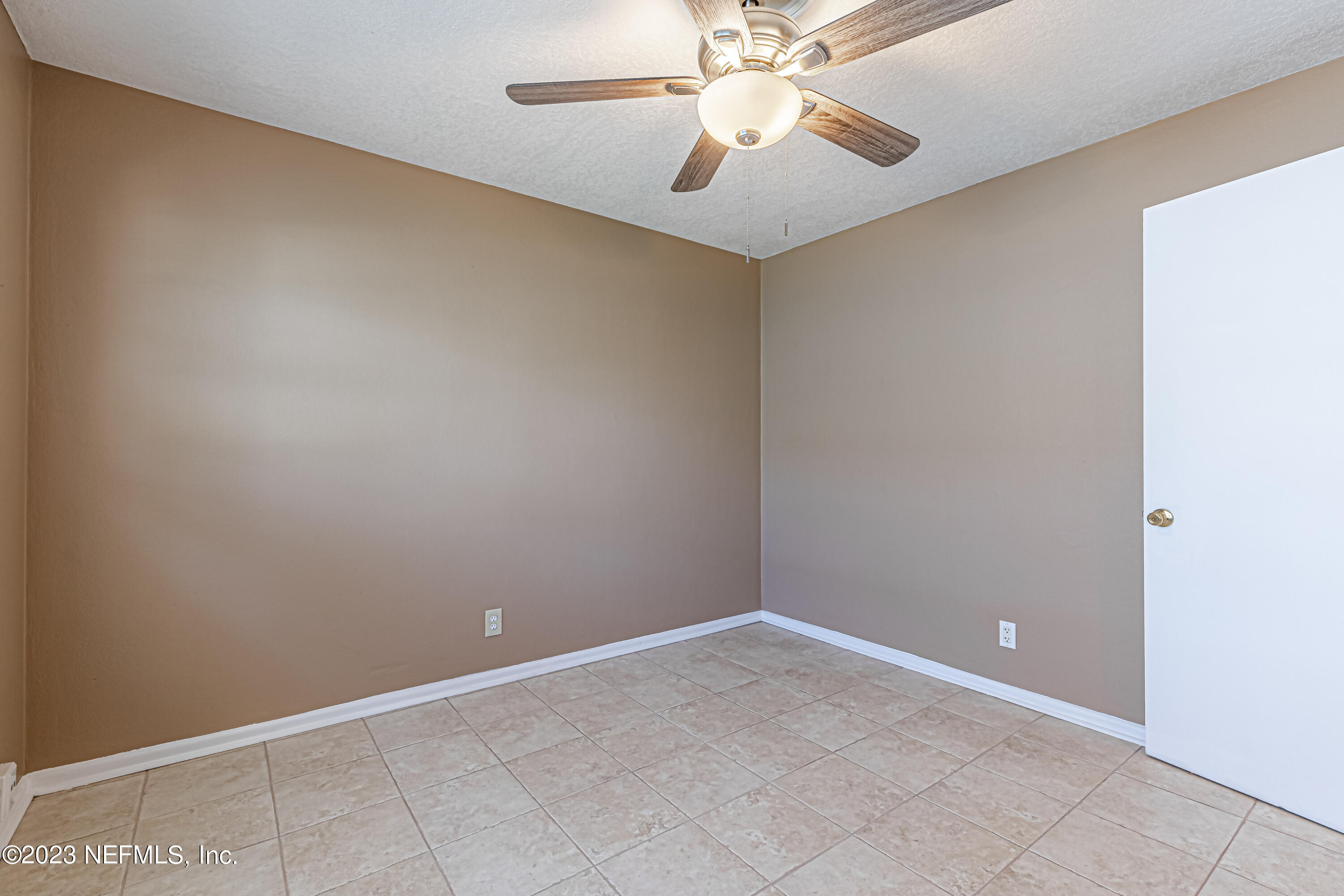 1907 First Street Neptune Beach, FL 32266 - Photo 18 of 29 an empty room