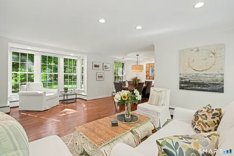 $1,450,000 | 75 Norfield Road, Weston, CT 06883
