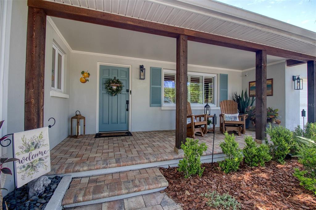 128 Edgewater Terrace Dunedin, FL 34698 - Photo 3 of 59