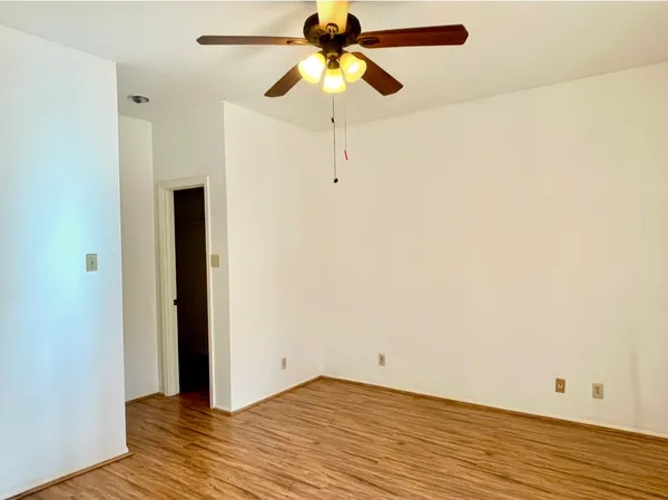 $1,400 | 2209 South Braeswood Boulevard, Unit 32F, Houston, TX 77030
