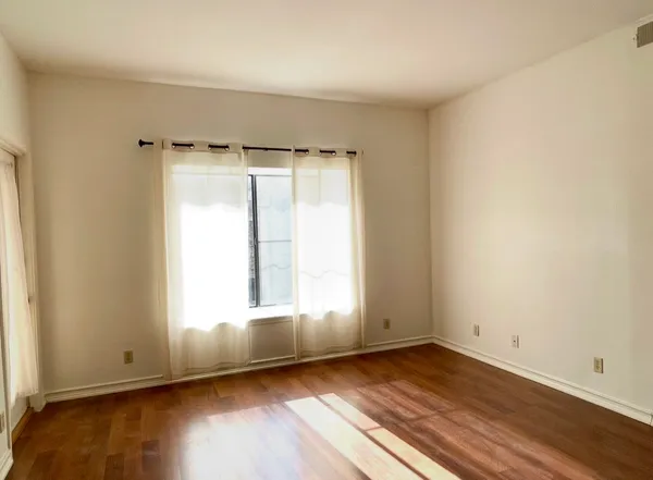 $1,400 | 2209 South Braeswood Boulevard, Unit 32F, Houston, TX 77030