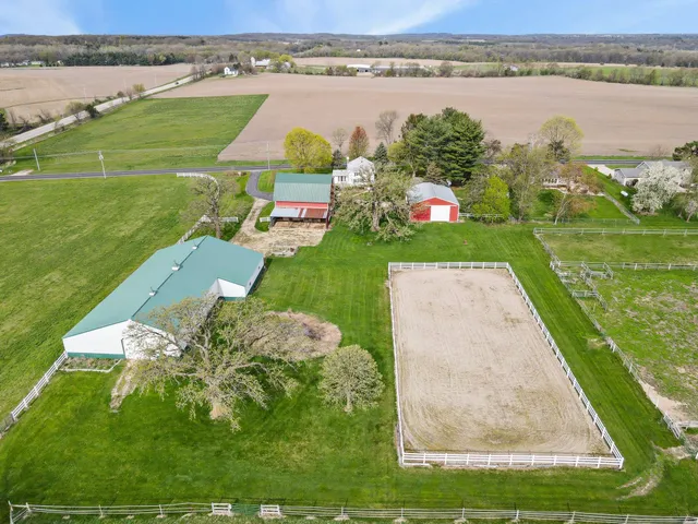 $1,275,000 | 4595 Mahoney Road, McFarland, WI 53558