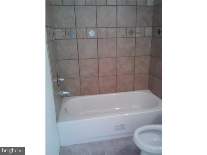 1900 Reed Street Philadelphia, PA 19146 - Photo 2 of 8 Bathroom