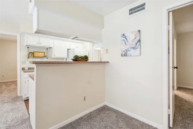 $130,000 | 2750 Holly Hall Street, Unit 1403, Houston, TX 77054