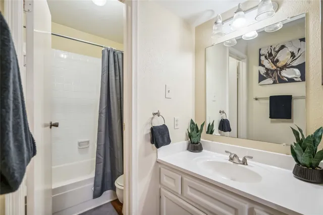 $130,000 | 2750 Holly Hall Street, Unit 1403, Houston, TX 77054