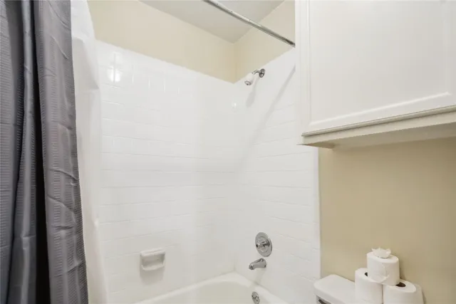 $130,000 | 2750 Holly Hall Street, Unit 1403, Houston, TX 77054