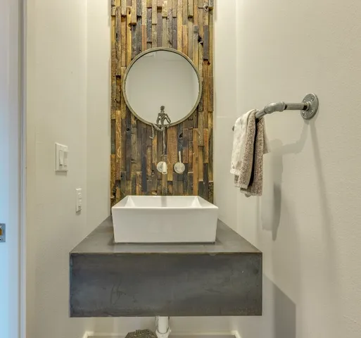 $2,199,000 | 4200 Deer Trail, Spicewood, TX 78669