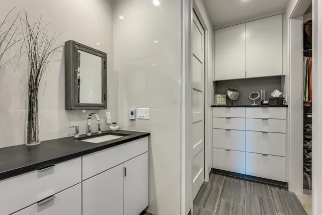 $2,199,000 | 4200 Deer Trail, Spicewood, TX 78669