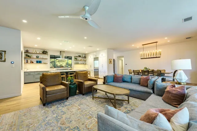 $2,199,000 | 4200 Deer Trail, Spicewood, TX 78669