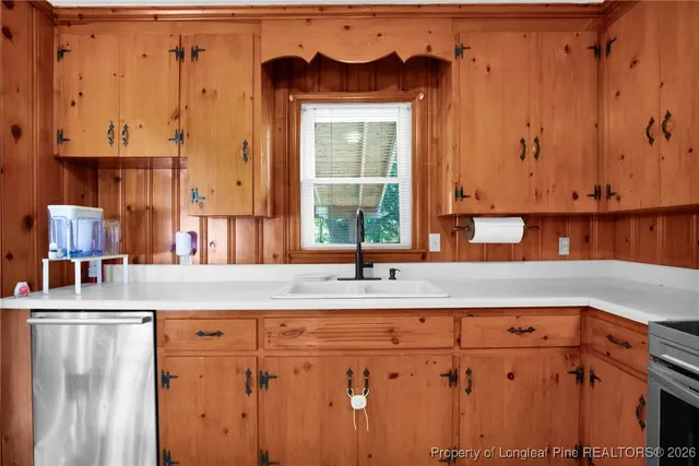 $185,000 | 125 West Palmer Street, Raeford, NC 28376