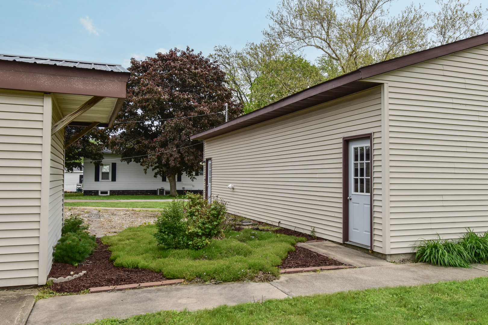 103 South 4th Street Chatsworth, IL 60921 - Photo 11 of 70