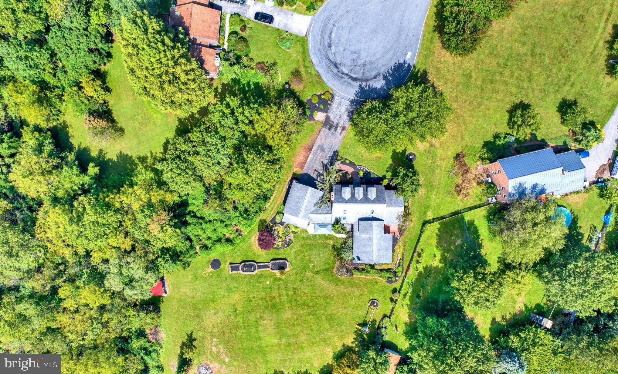 18 Arbor Road Mohnton, PA 19540 - Photo 5 of 36 DJI_20260918130814_0038_D