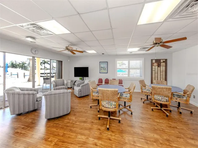 $227,000 | 5 North Esplanade Street, Englewood, FL 34223