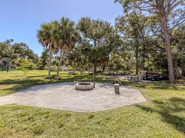 $227,000 | 5 North Esplanade Street, Englewood, FL 34223