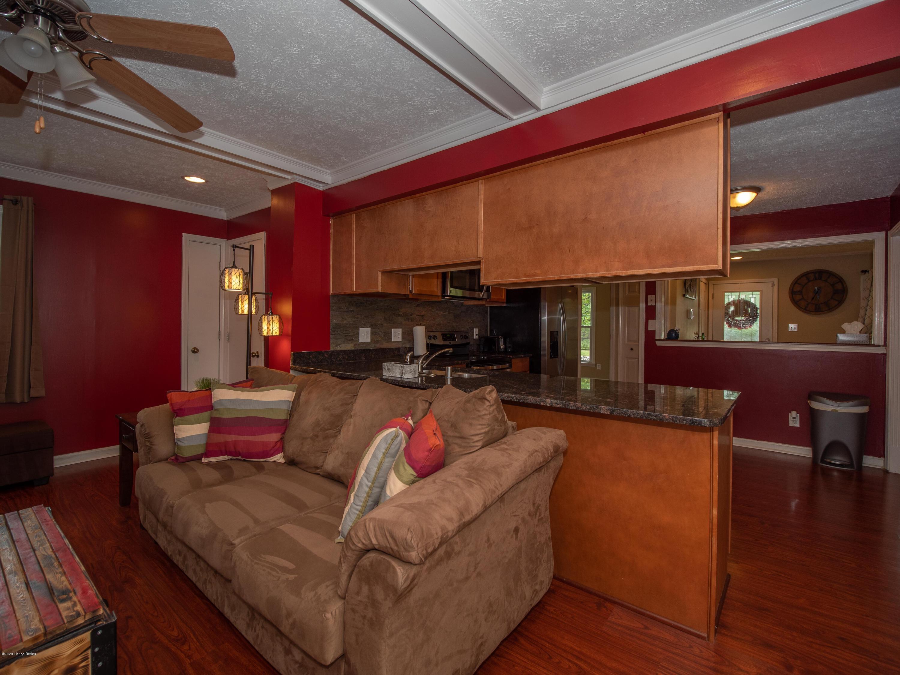 10202 St Rene Road Louisville, KY 40299 - Photo 23 of 66 10202 Saint Rene Road (43 of 95)