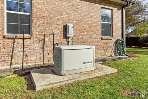 $580,000 | 7525 Lillie Valley Drive, Gonzales, LA 70737